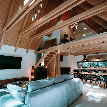 Arbora Villa *